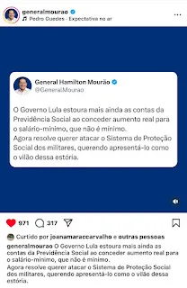 Mourão usa as redes sociais para fustigar o governo federal nomeado.